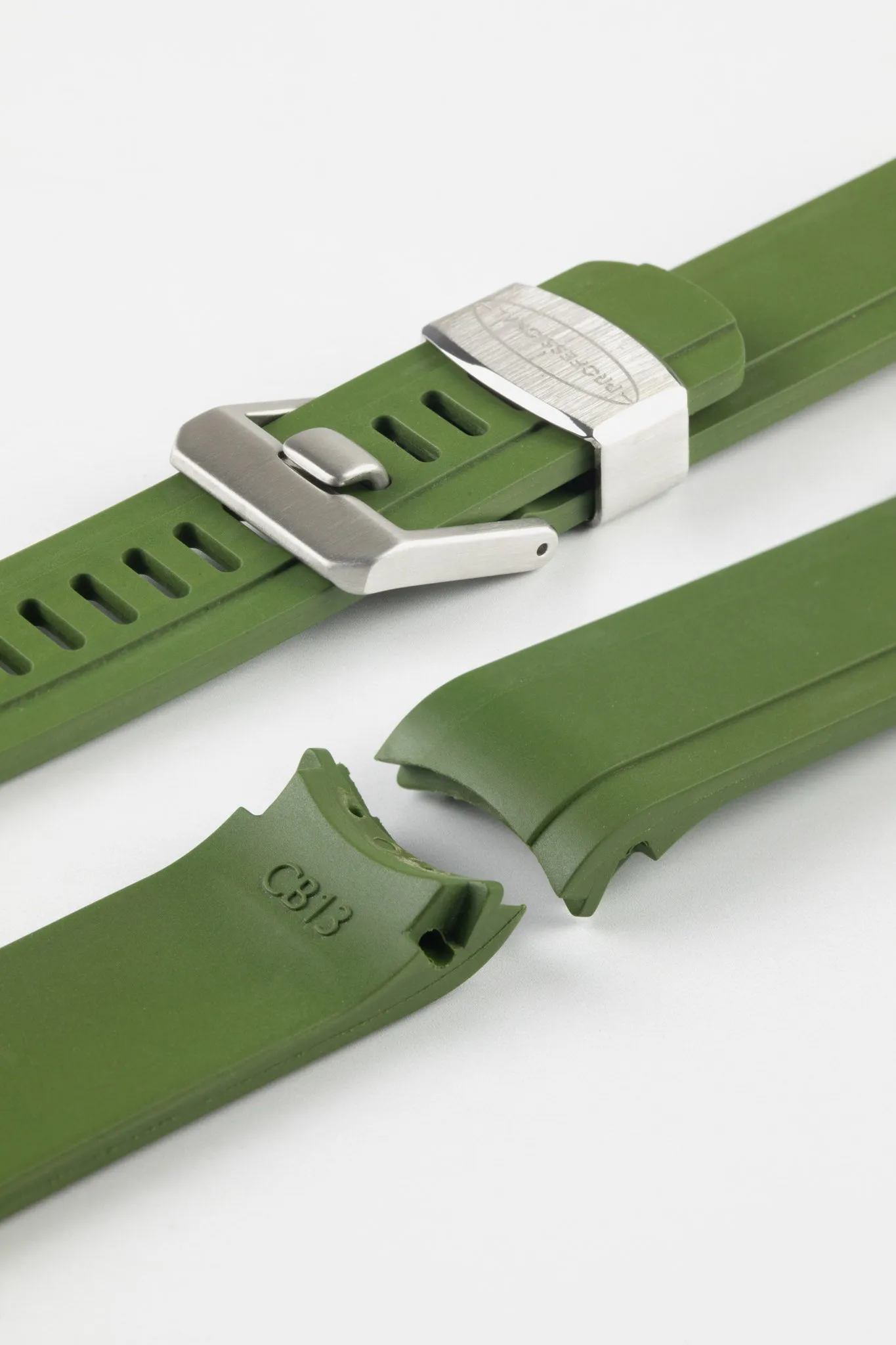 CRAFTER BLUE CB13 Rubber Watch Strap for Seiko MM200 Series – GREEN with Rubber Keepers